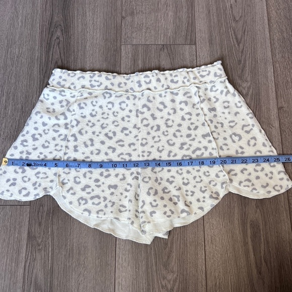 Free People Raincheck Shorts In Cream Combo Size Large - Picture 7 of 13